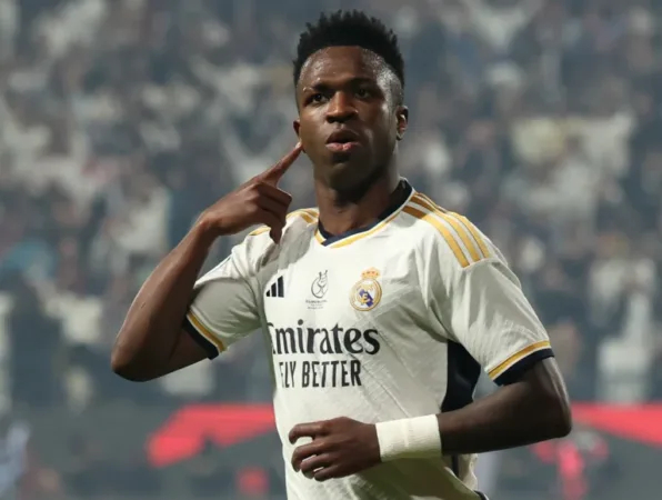 Fim da novela! Vini Jr. acerta renovação com o Real Madrid até 2032