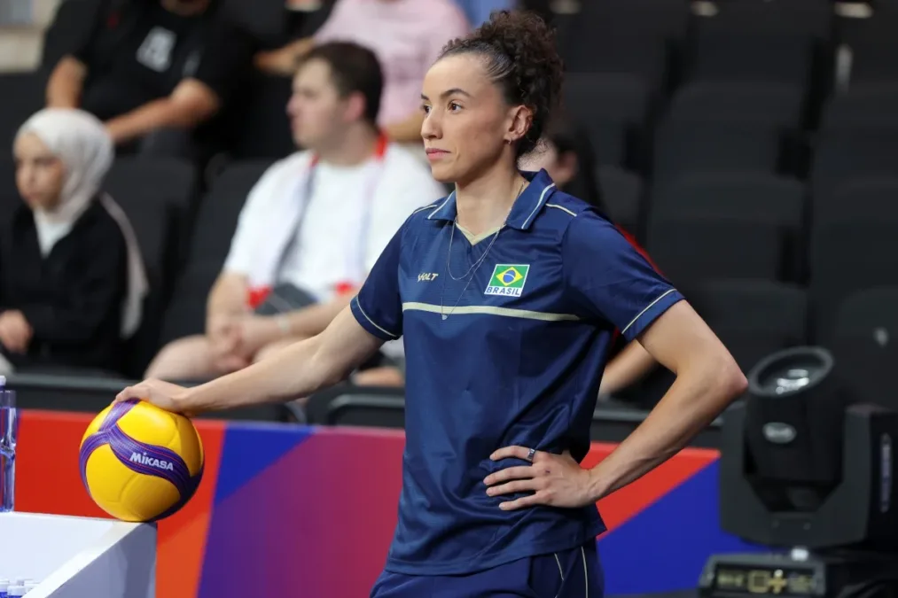 Vôlei: com retorno de Gabi, Seleção se prepara para Sul-Americano