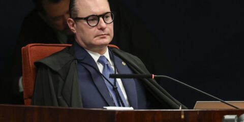 Dallagnol divulga sigilo fiscal de Zanin, que pede responsabilização