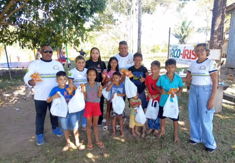 Projeto Adjunto Cultural leva arte, esporte e ações sociais a comunidades rurais de Sena Madureira