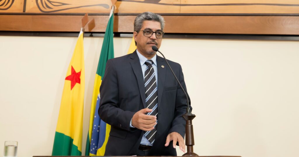 Edvaldo Magalhães defende mudanças na LDO 2027 do Acre