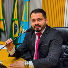 Maycon Moreira propõe cursos técnicos com transporte gratuito para jovens da zona rural.
