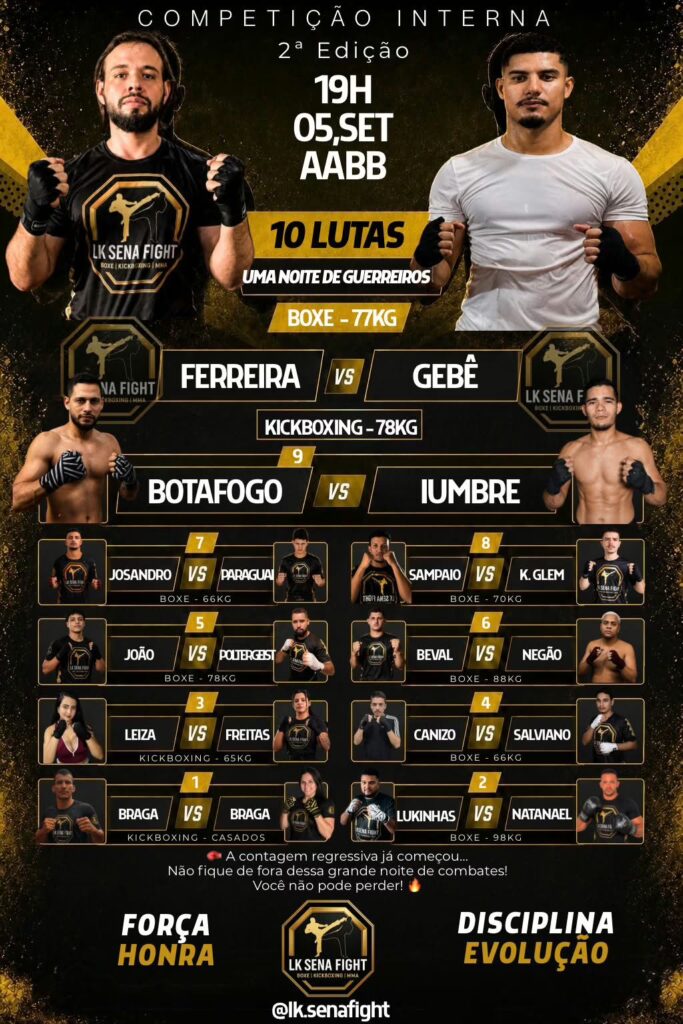 Atletas em combate durante competição local de lutas.