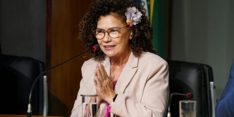 Perpétua Almeida defende mais investimentos para Ufac e Ifac no Acre