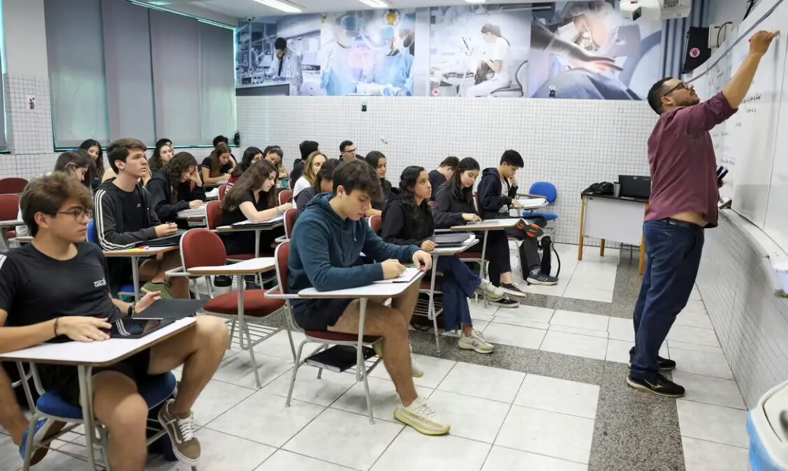 Prova Nacional Docente seleciona mais de 10 mil professores em editais