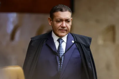 Mensagens de Daniel Vorcaro revelam reserva de mansão para ministro no Carnaval de 2025