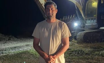 Vereador Real acompanha chegada de escavadeira para Programa de Açudagem no Alto Rio Yaco