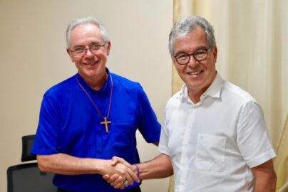 Jorge Viana dá boas-vindas a Dom Antônio Fontinele, novo bispo de Rio Branco