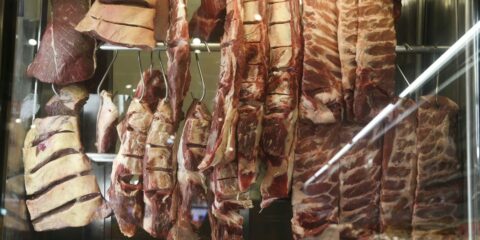 Cota chinesa faz exportação de carne bovina recuar 27,1% em agosto
