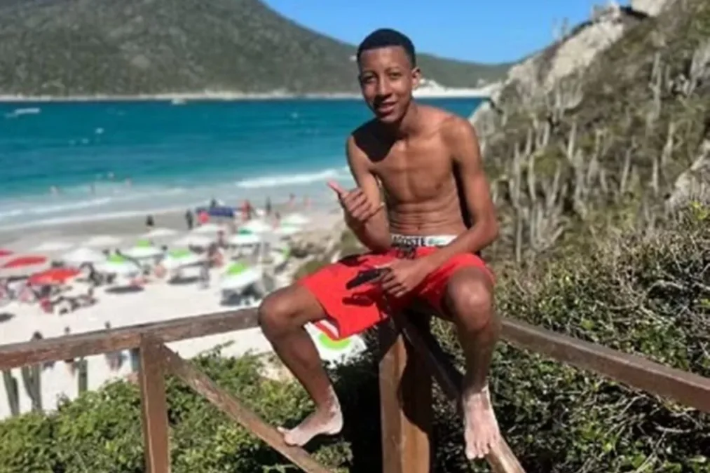 Adolescente mineiro de 17 anos morre afogado em praia de Cabo Frio (RJ)
