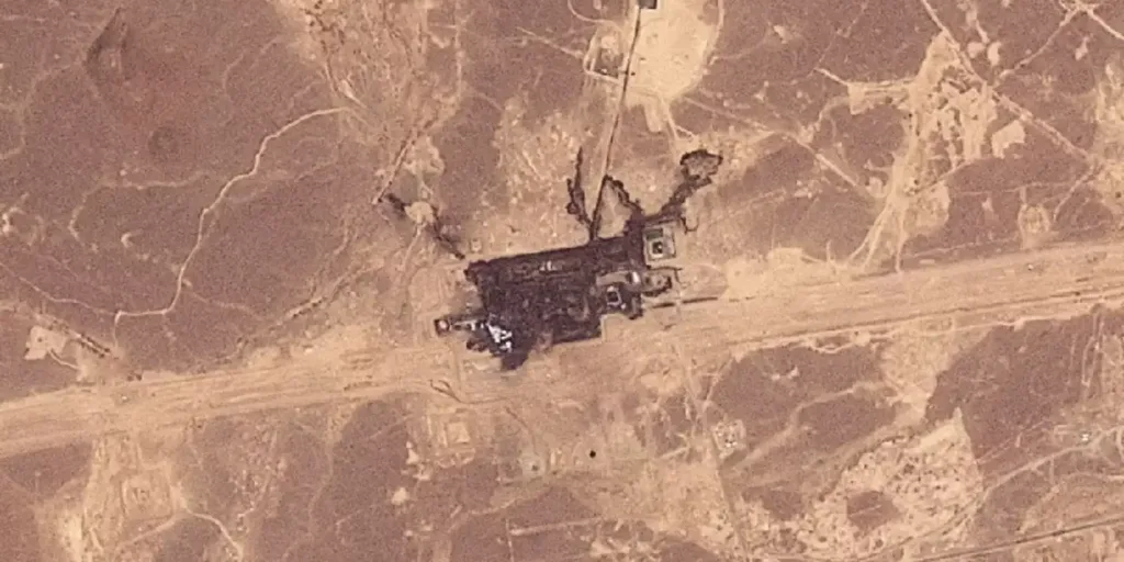 Arábia Saudita paralisa oleoduto, e houthis controlam Mar Vermelho