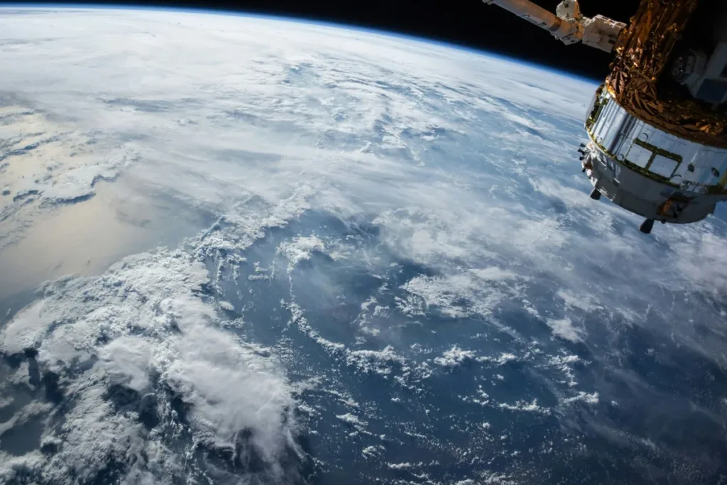 Armas dos EUA em órbita: confirmação eleva tensão na corrida espacial