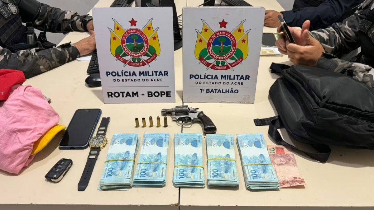 Suspeitos são presos após roubo com sequestro e troca de tiros na BR-364