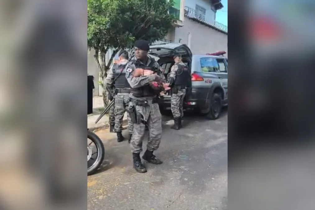 Avó e neto são presos após mãe e bebê serem mantidas em cárcere em BH