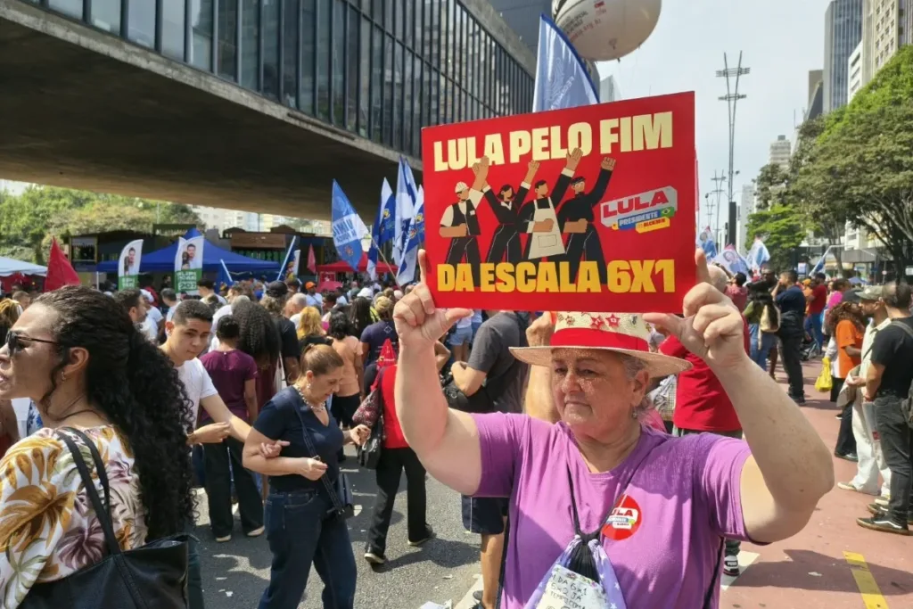 Bandeira de Lula, fim da 6x1 avança na CCJ do Senado nesta 4ª (2/9)