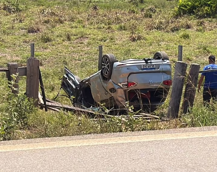 Capotamento é registrado na BR-364 entre Sena Madureira e Rio Branco