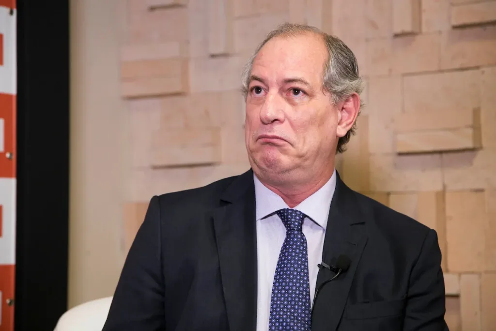 Ciro procurou ajuda psicológica após briga com irmão: "Amarga ingratidão"