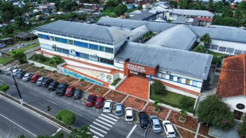Corredor de centro cirúrgico em referência à cirurgia interrompida por falta de energia em Cruzeiro do Sul