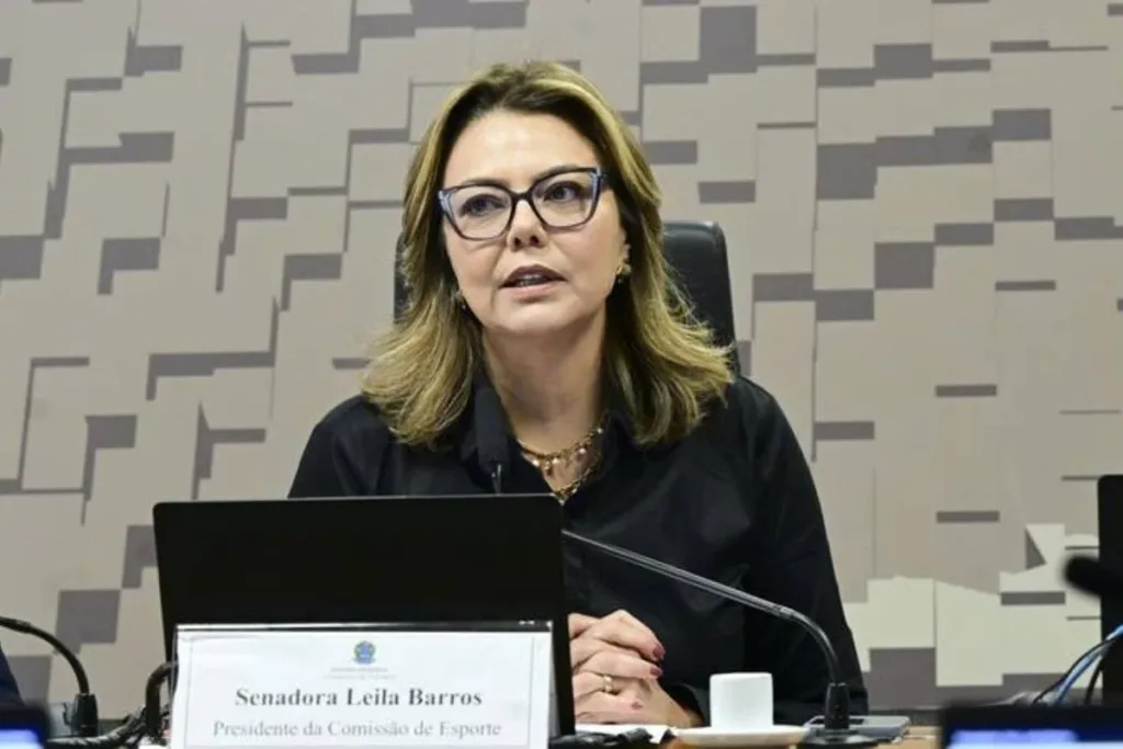 Comissão aprova MP do fim da "taxa das blusinhas" e texto vai à Câmara