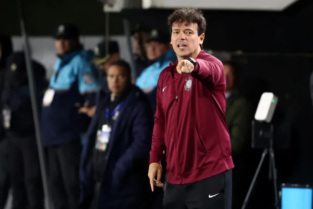 Corinthians: Diniz exalta mudança no segundo tempo e celebra convocados