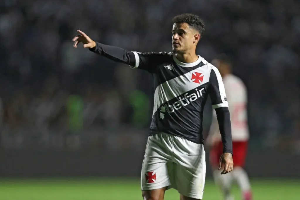 Coutinho explica saída do Vasco: "Decisão mais difícil da minha vida"