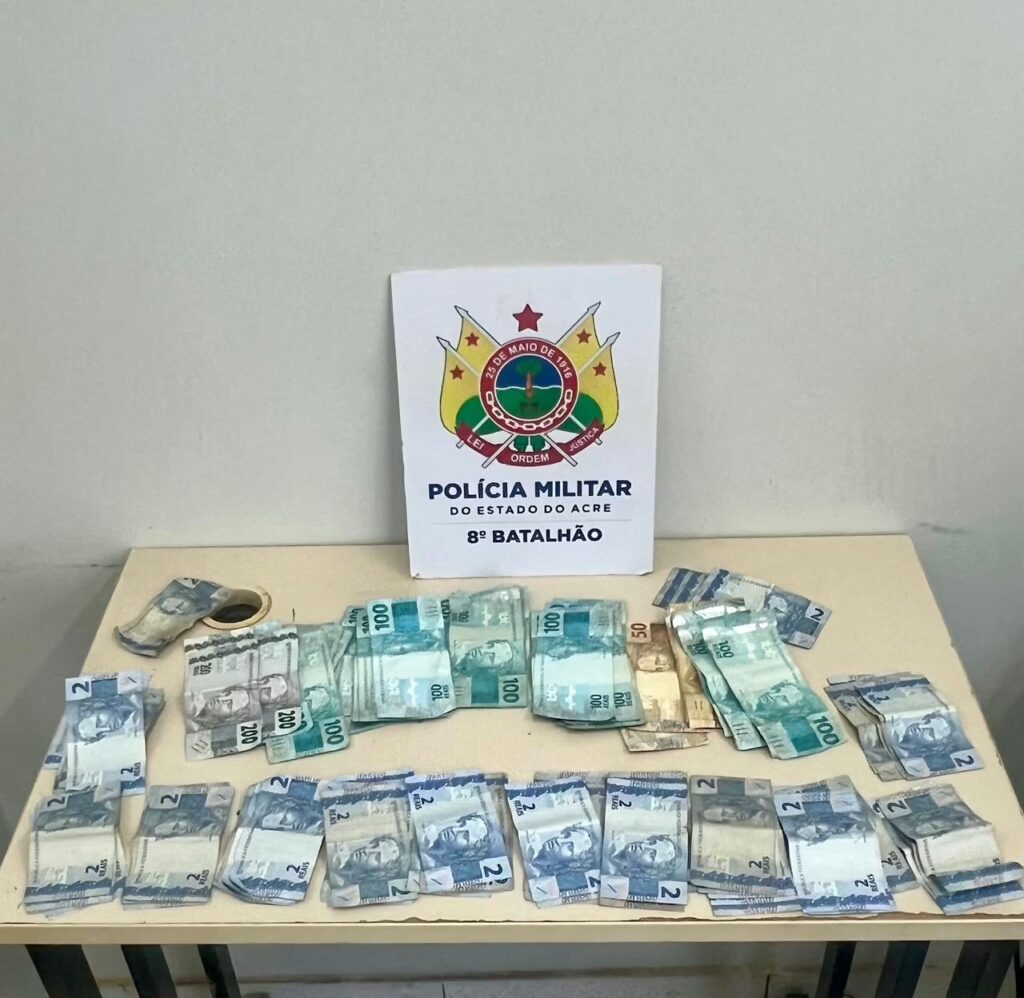 Policiais recuperam dinheiro furtado de propriedade rural em Sena Madureira.