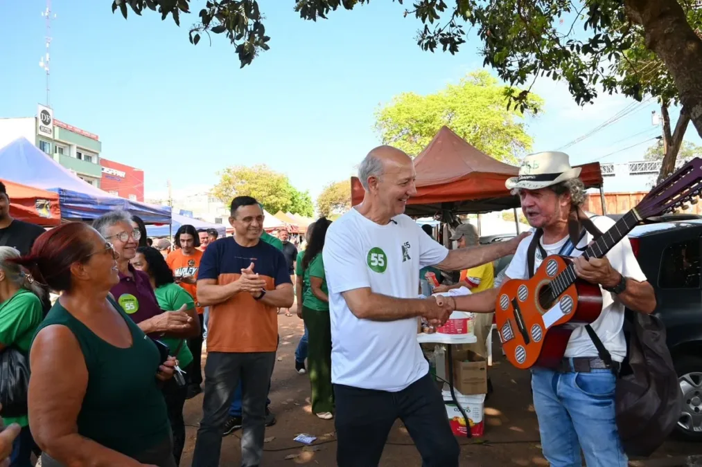 Em carreata, Arruda promete construir feira definitiva do Itapoã e Paranoá