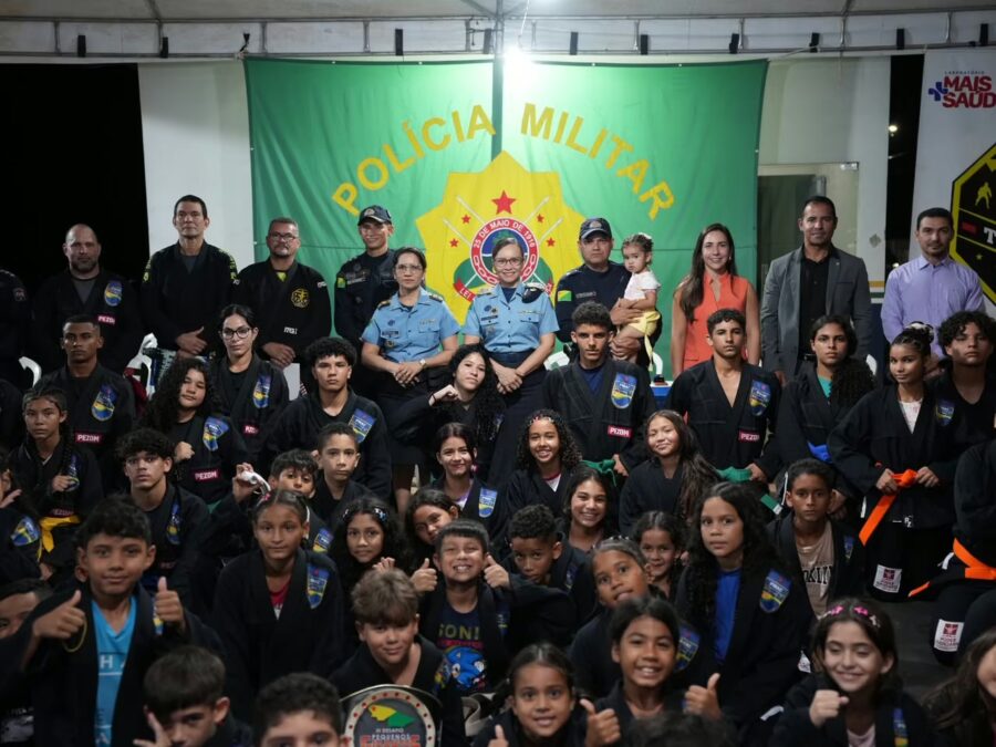 Projeto Força e Honra reúne alunos em graduação de jiu-jitsu em Porto Acre