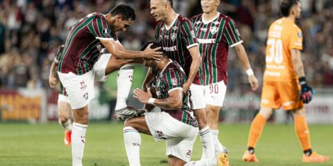 Fluminense bate Platense e abre vantagem nas quartas da Libertadores