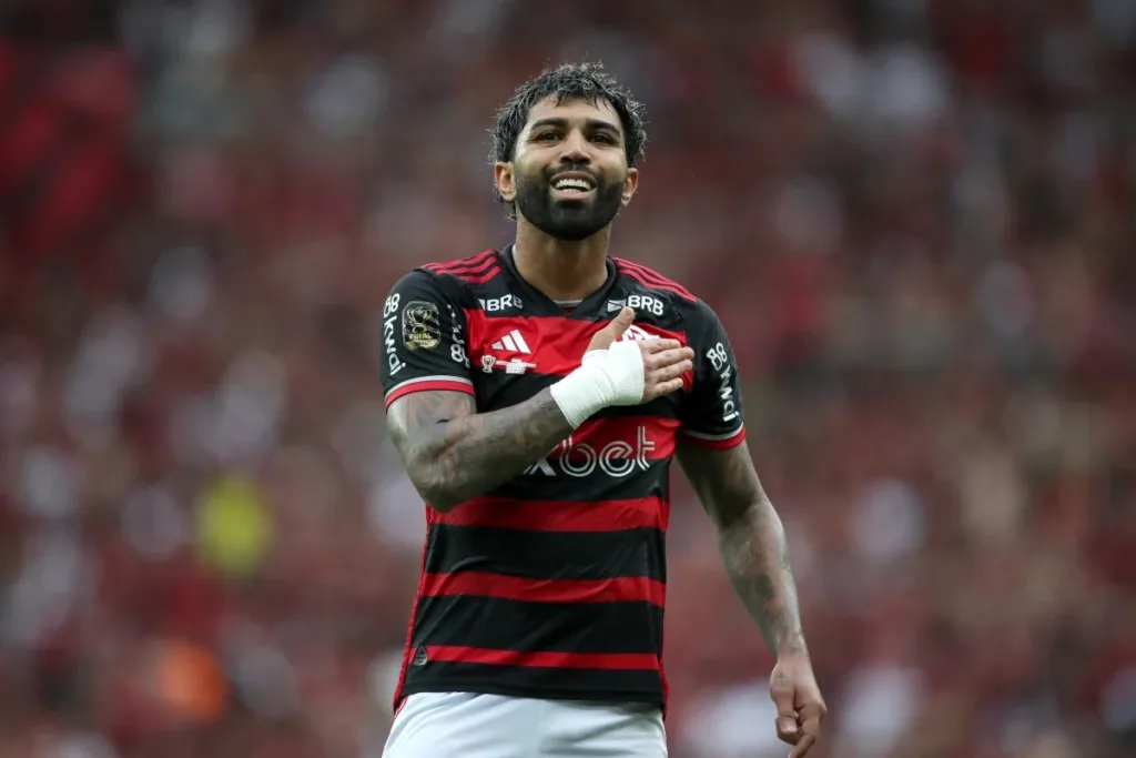 Gabigol disponibiliza vídeo não publicado de renovação com Flamengo