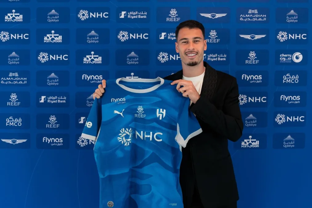 Gabriel Martinelli deixa o Arsenal e é anunciado pelo Al-Hilal