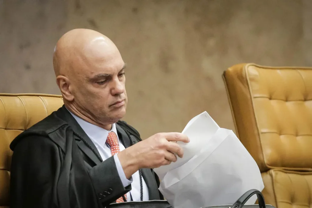"Gravidade não autoriza atalhos": Fachin cobra rigor em crise de ministros