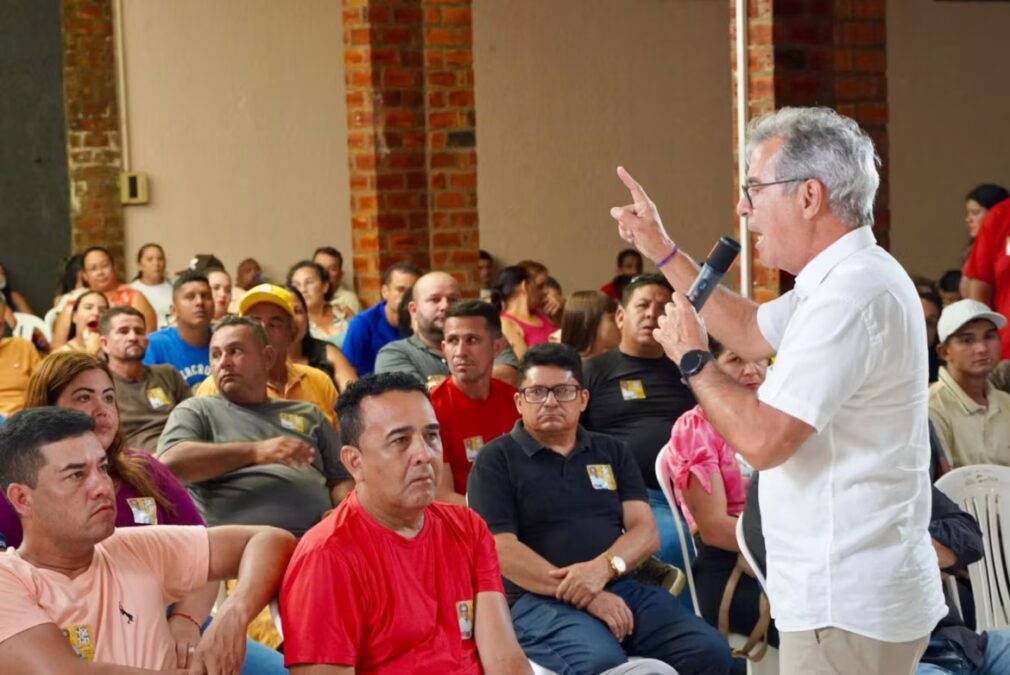 Mais de 200 lideranças de Rio Branco apoiam Jorge Viana em encontro político