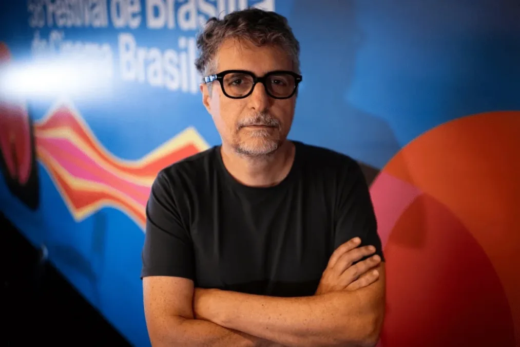 Kleber Mendonça Filho avalia O Agente Secreto: “Não faria nada diferente”