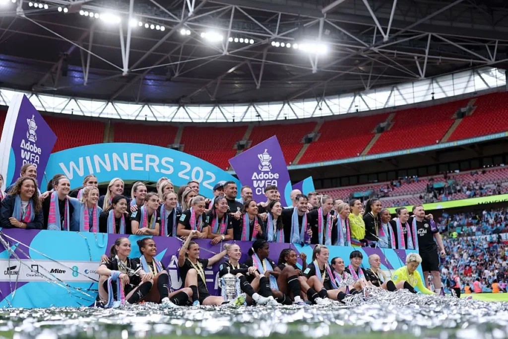 Manchester City cria monograma único para a equipe feminina do clube
