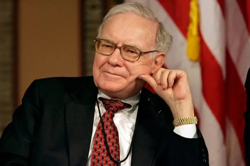 Megainvestidor Warren Buffett se aposenta e filho assume Berkshire Hathaway