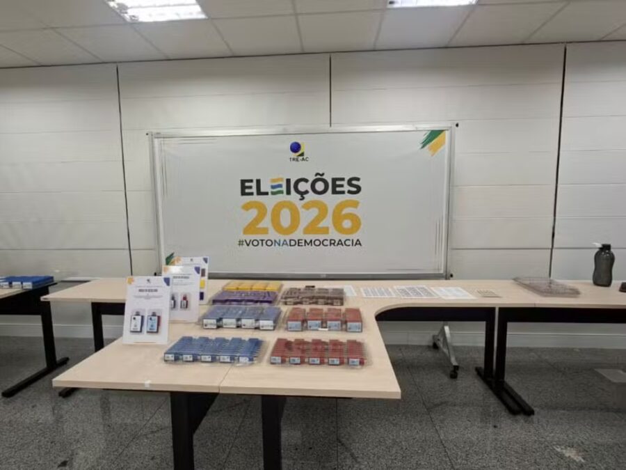 Com auditoria e envelopes lacrados, TRE-AC avança na preparação das urnas eletrônicas