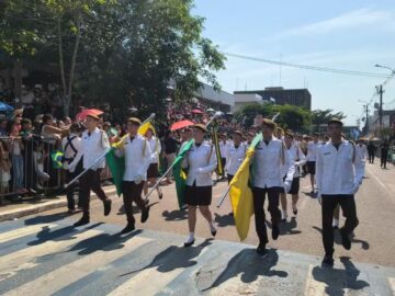 Bloqueios de trânsito em Rio Branco durante desfile de 7 de Setembro.