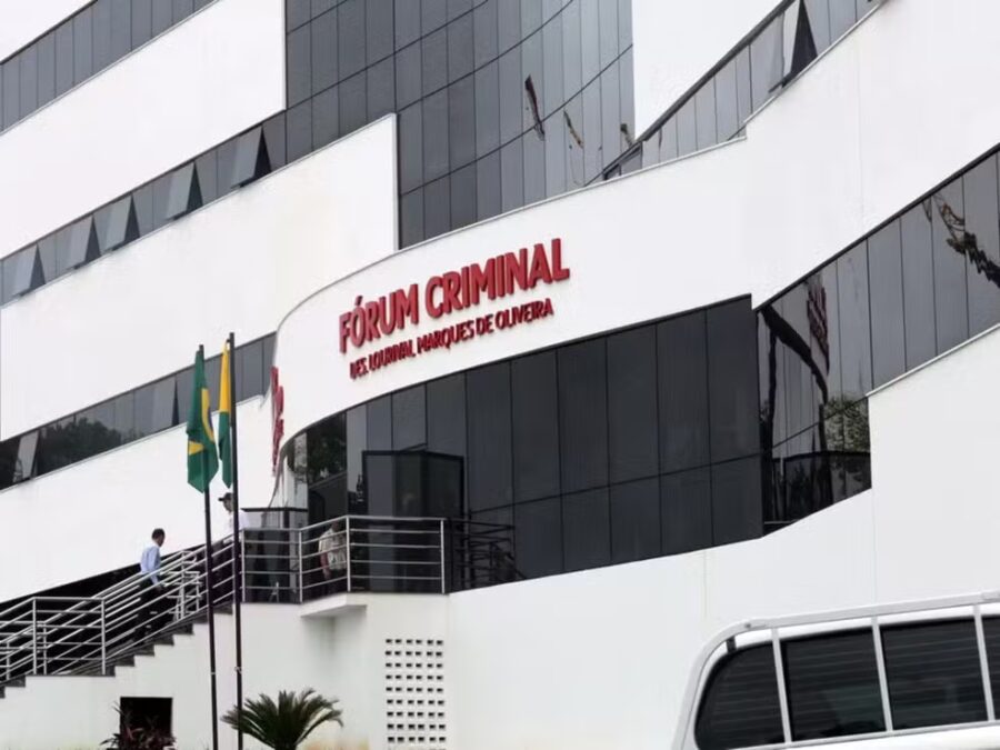 Mulher é condenada a 27 anos de prisão por mandar matar adolescente em Rio Branco