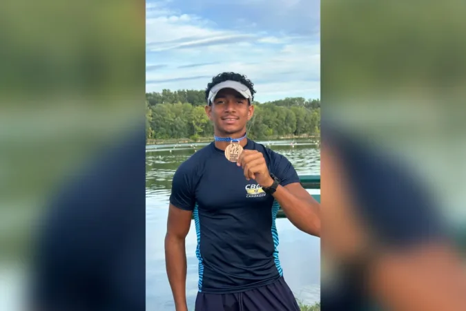 Mineiro de 16 anos ganha medalha em campeonato de canoagem na Eslováquia