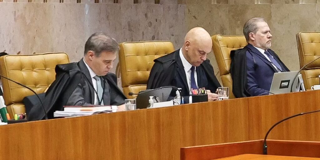 Moraes defende julgamento conjunto com Mendonça; STF tem nova reviravolta
