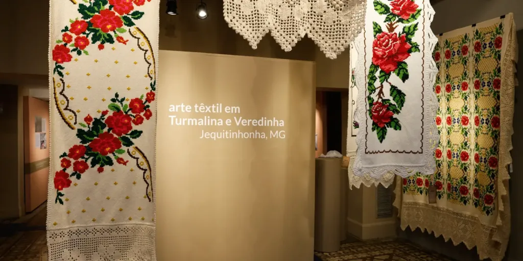 Museu do Folclore recebe bordados do Vale do Jequitinhonha