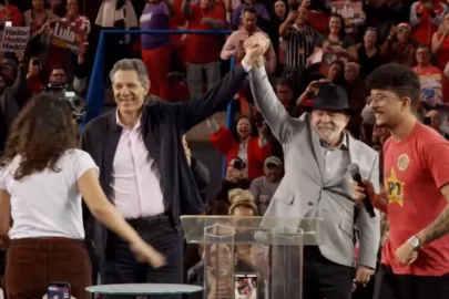 Na reta final do 1º turno, Lula reforça agenda em SP para fortalecer Haddad