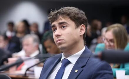 Falso relatório da Polícia Federal sobre Nikolas Ferreira divulgado nas redes sociais.
