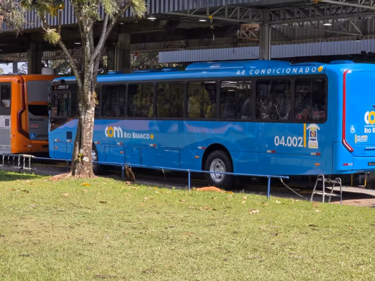Novos ônibus de Rio Branco terão elevador, ar-condicionado e USB