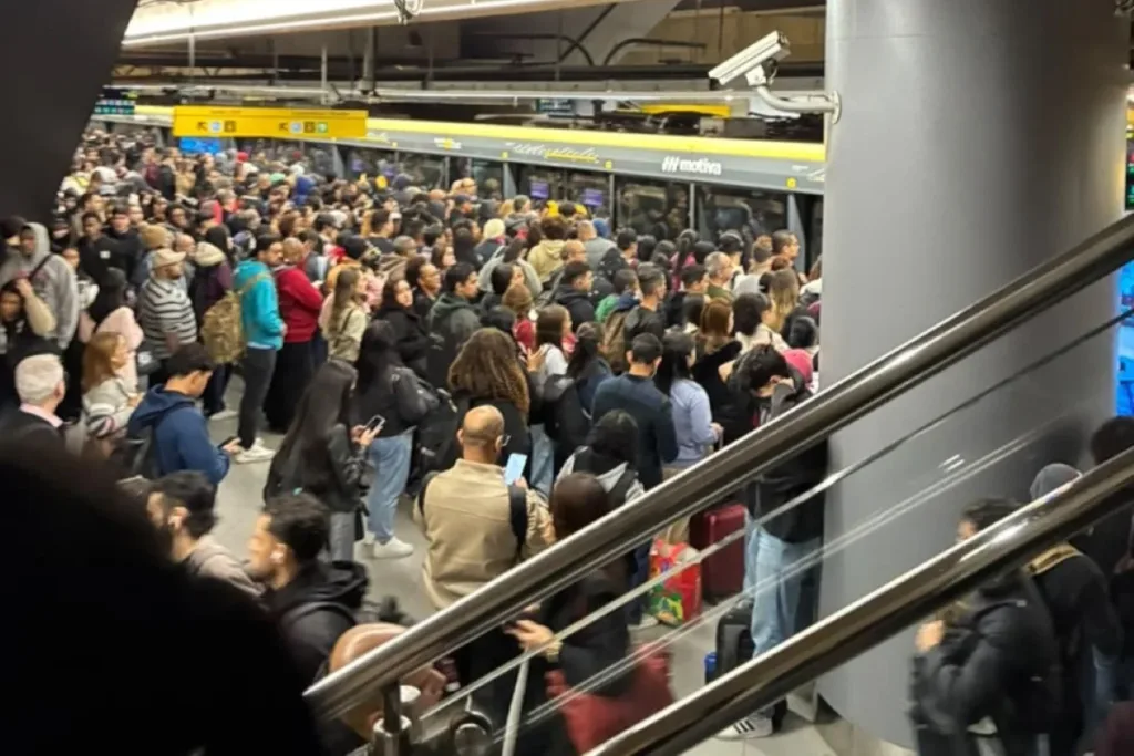 Operação Paese é acionada após falha elétrica na Linha 4-Amarela de metrô