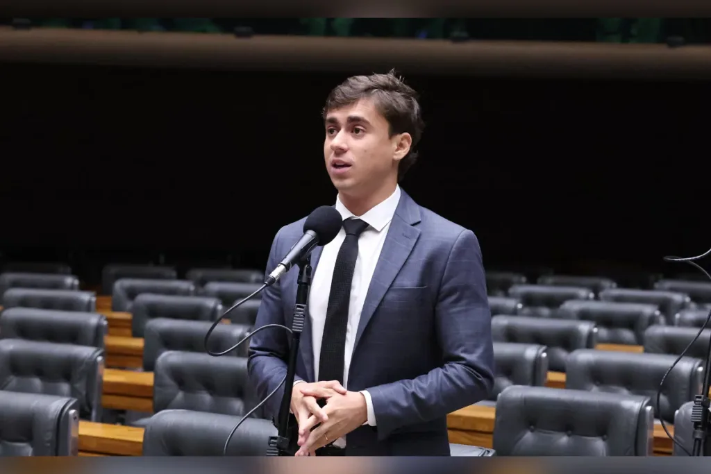 Ouça áudio em que Nikolas chama Vorcaro de “Dani” e pede favores