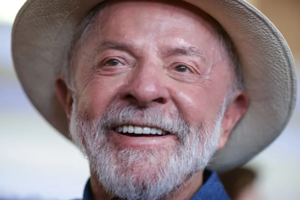Pesquisas internas melhoram ânimo da campanha de Lula