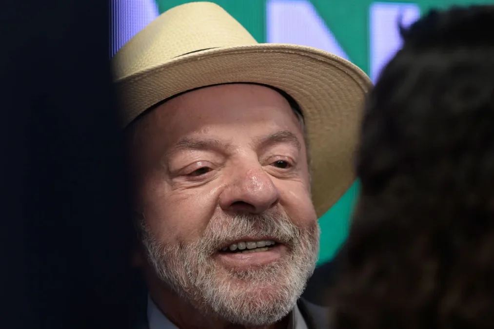 Petistas veem "vantagem" em votar PEC 6×1 somente após o 1º turno