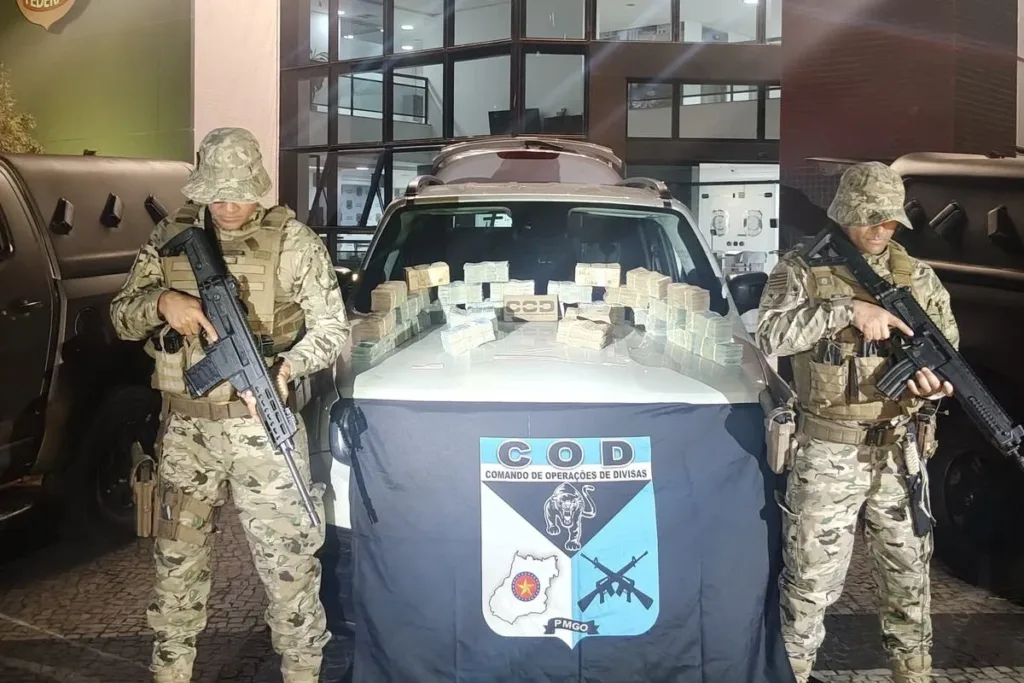 PMGO intercepta R$ 1 milhão em dinheiro vivo sem comprovação de origem